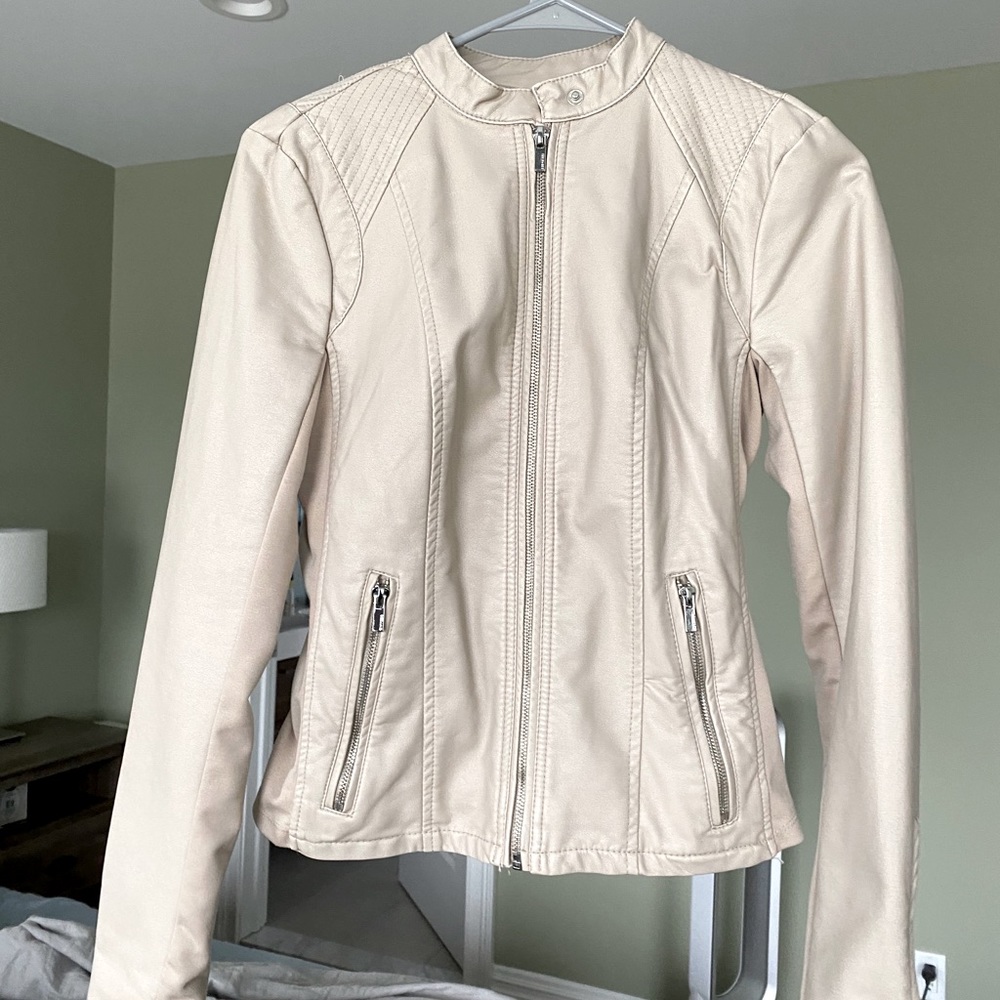 Express faux leather jacket in xs